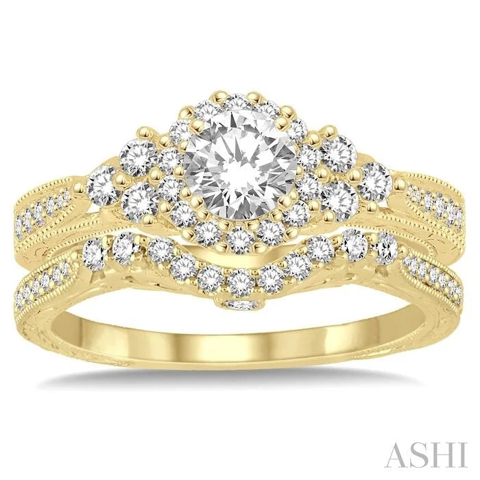 Round Shape Halo Diamond Wedding Set