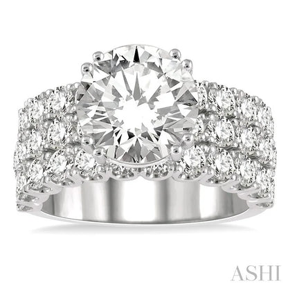 Round Shape Semi-Mount Diamond Engagement Ring