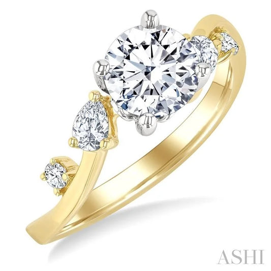 Round Shape Semi-Mount Diamond Engagement Ring