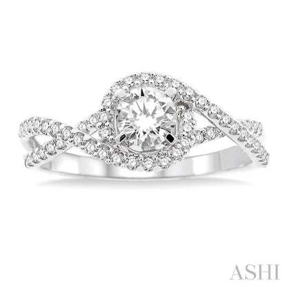 Round Shape Halo Diamond Engagement Ring