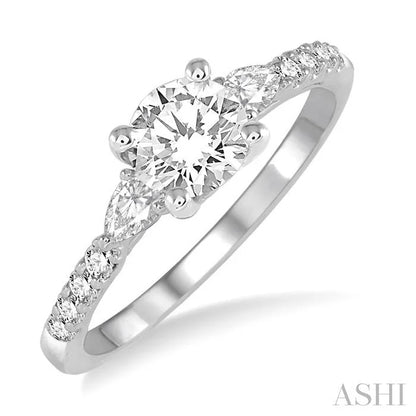 Round Shape Diamond Engagement Ring