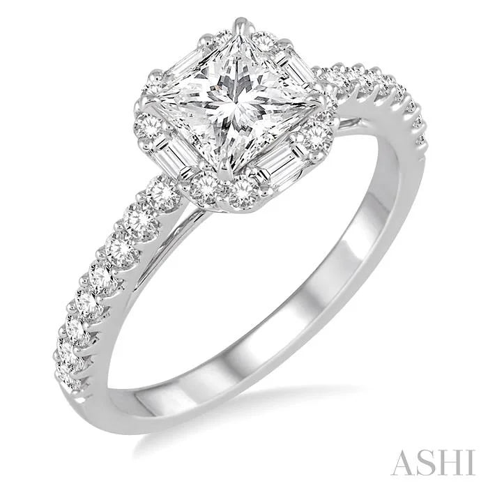 Princess Shape Halo Diamond Engagement Ring