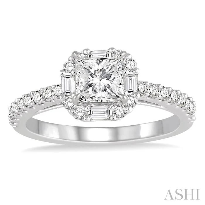 Princess Shape Halo Diamond Engagement Ring