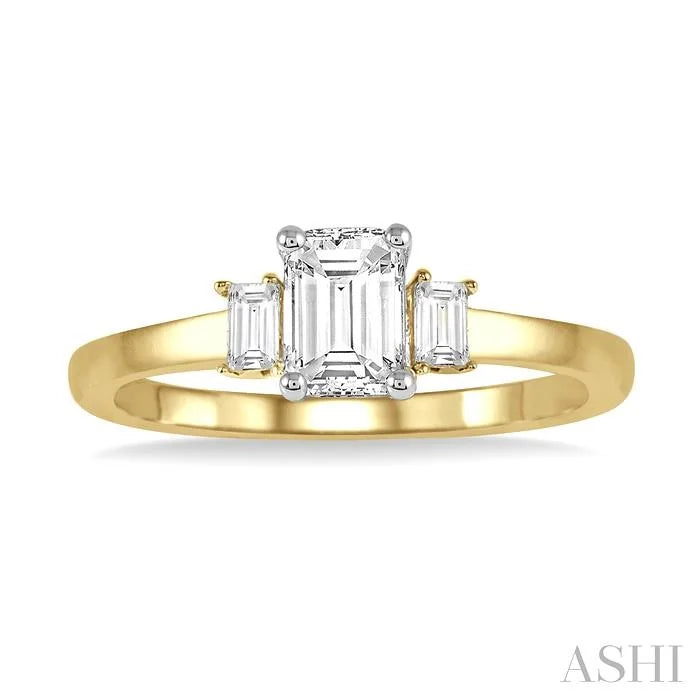 Emerald Shape Diamond Engagement Ring