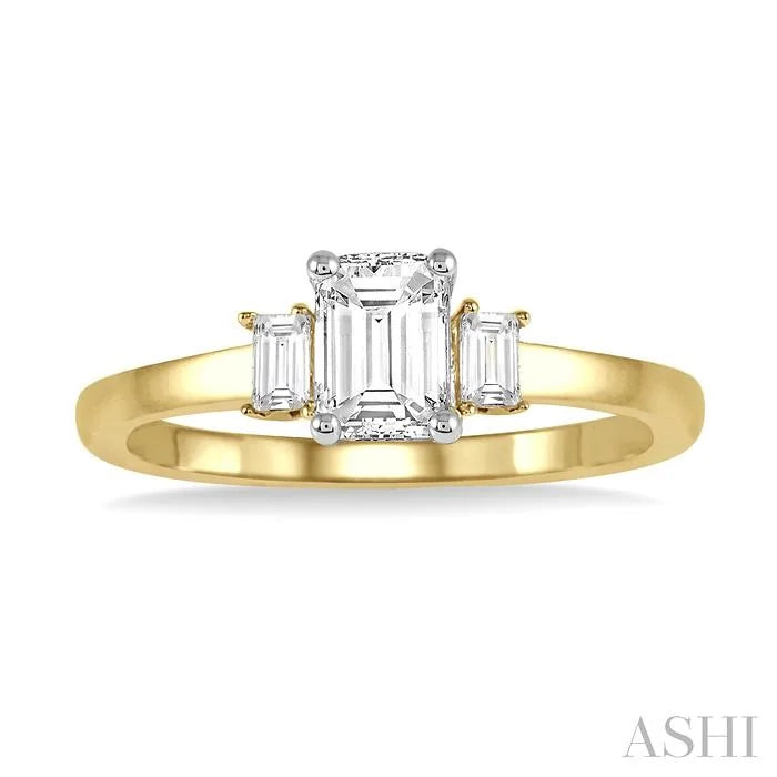 Emerald Shape Semi-Mount Diamond Engagement Ring