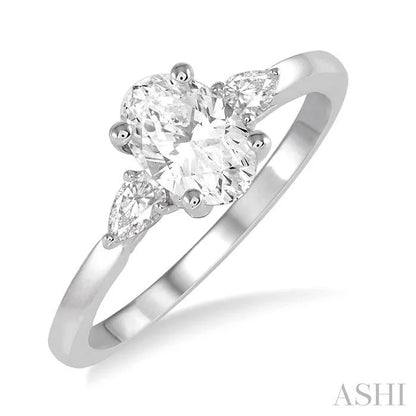 Oval Shape Diamond Engagement Ring