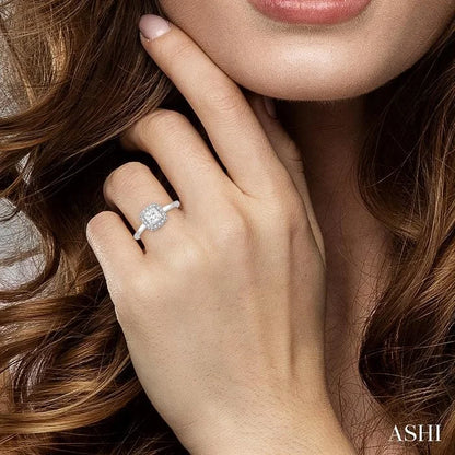 Princess Shape Halo Diamond Engagement Ring