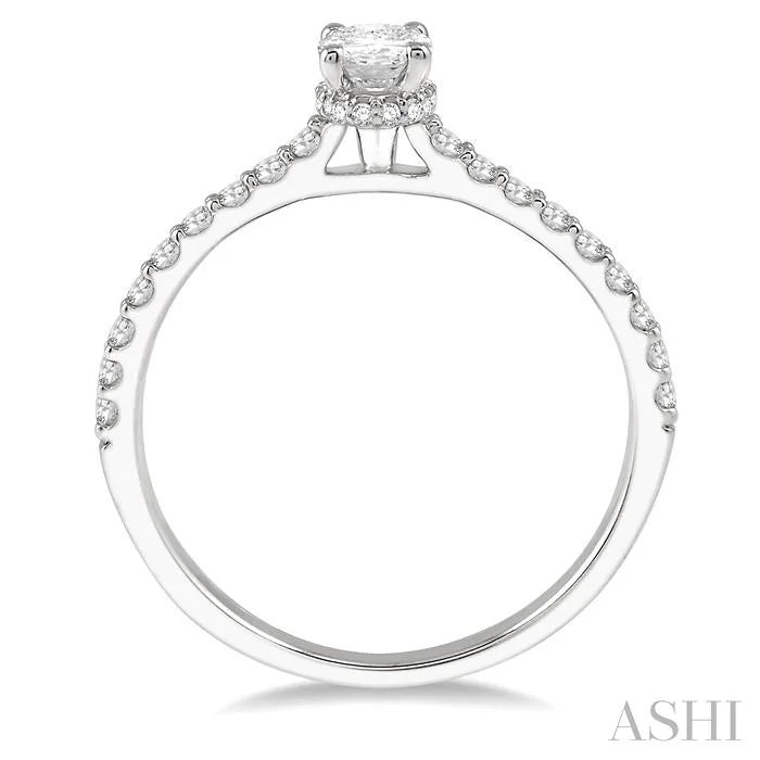 Oval Shape Diamond Engagement Ring