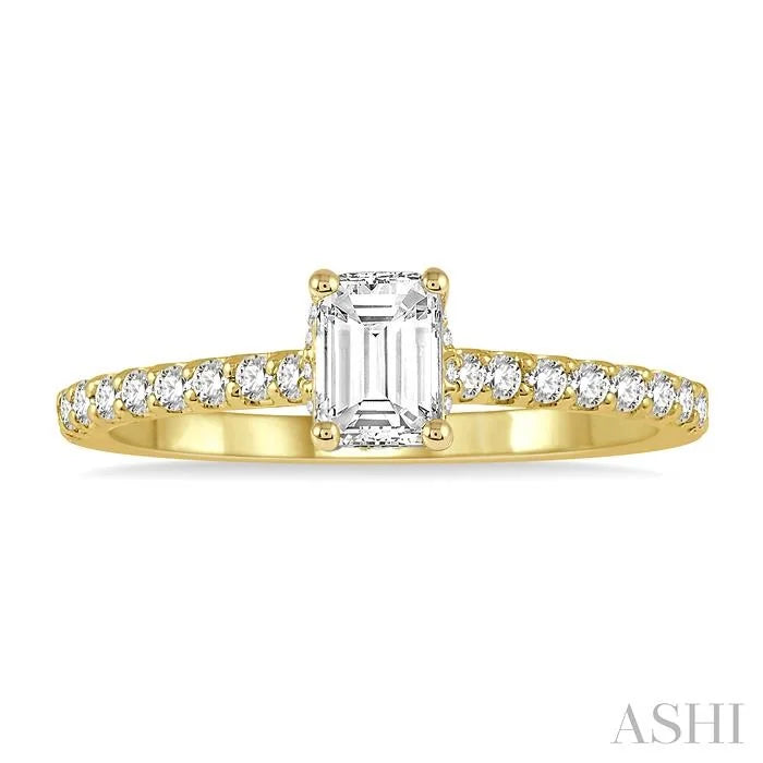 Emerald Shape Diamond Engagement Ring