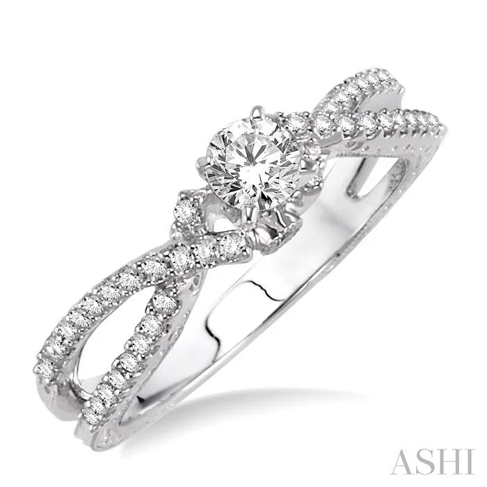Round Shape Semi-Mount Diamond Engagement Ring