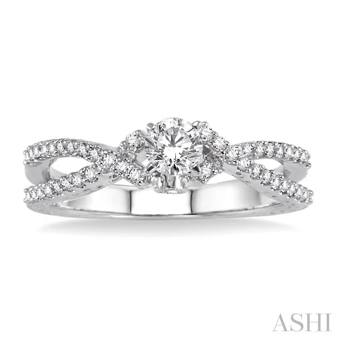 Round Shape Semi-Mount Diamond Engagement Ring