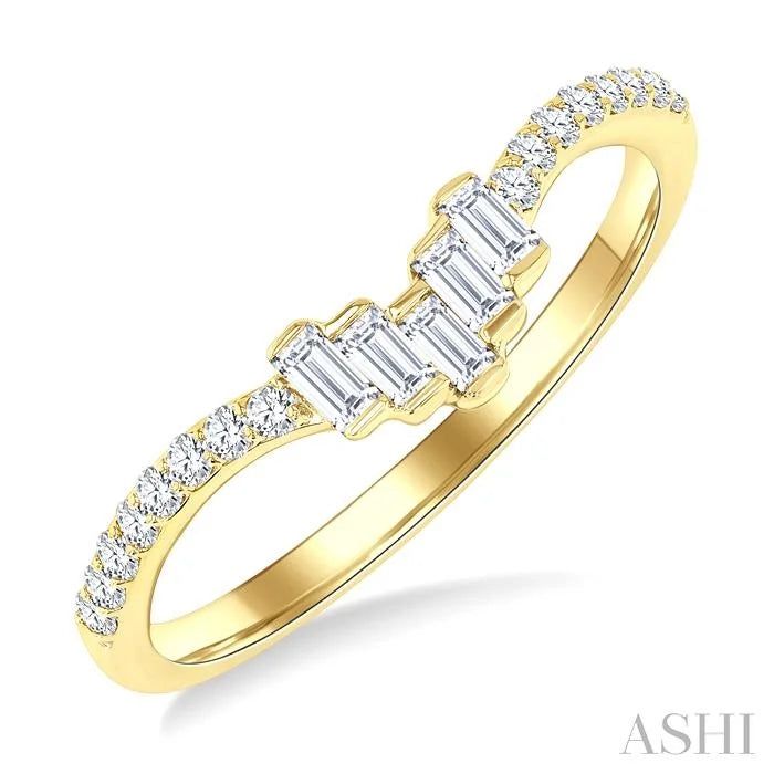 Chevron Baguette Diamond Wedding Band