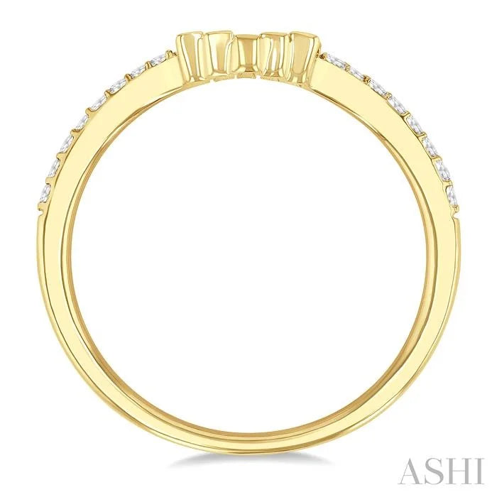 Chevron Baguette Diamond Wedding Band