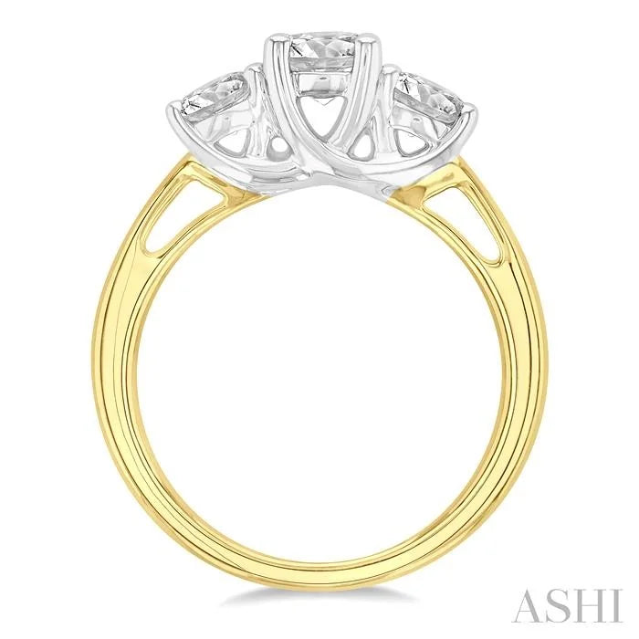 Round Shape Past Present & Future Diamond Engagement Ring