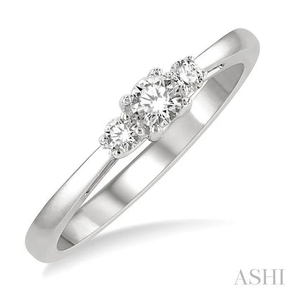 Round Shape Past Present & Future Diamond Engagement Ring
