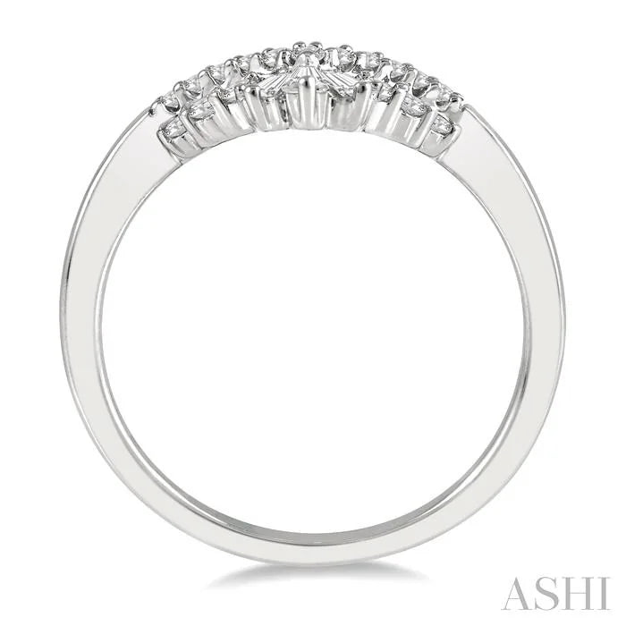 Chevron Baguette Diamond Wedding Band