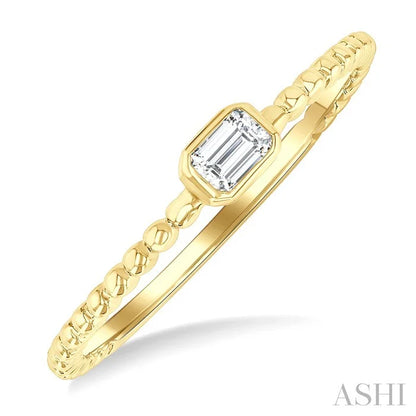 Bead Bijoux Emerald Shape East-West Bezel Set Petite Diamond Fashion Ring