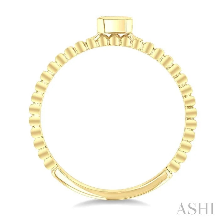 Bead Bijoux Emerald Shape East-West Bezel Set Petite Diamond Fashion Ring