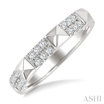 Pyramid Diamond Fashion Ring