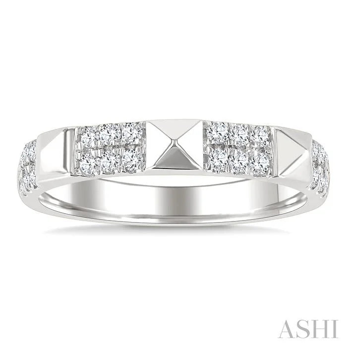 Pyramid Diamond Fashion Ring