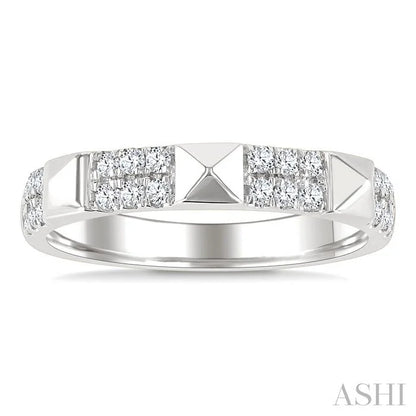 Pyramid Diamond Fashion Ring