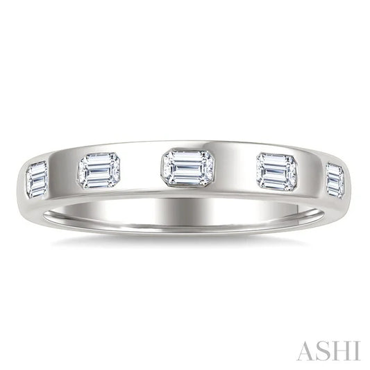 Bold Emerald Shape 5 Stone Bezel Set Diamond Band