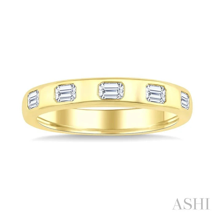 Bold Emerald Shape 5 Stone Bezel Set Diamond Band