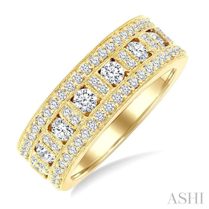 Diamond Fashion Band