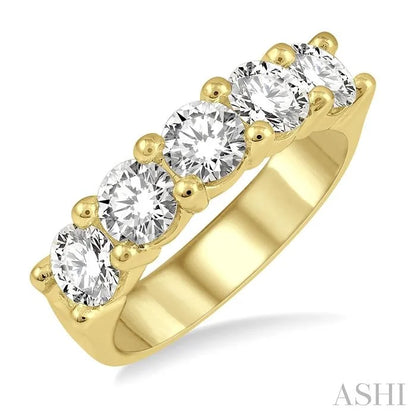 Round Shape 5 Stone Diamond Wedding Band
