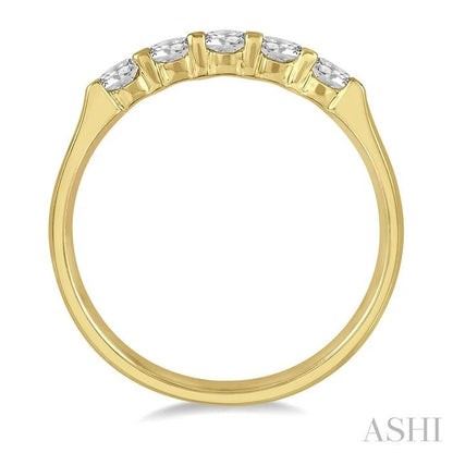 Round Shape 5 Stone Diamond Wedding Band
