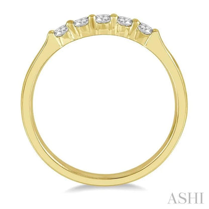 Round Shape 5 Stone Diamond Wedding Band