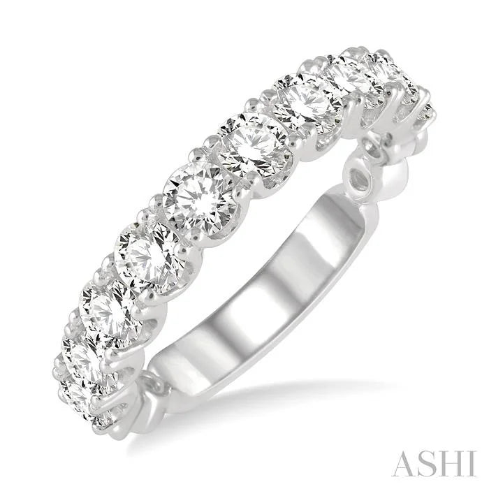 Diamond Wedding Band