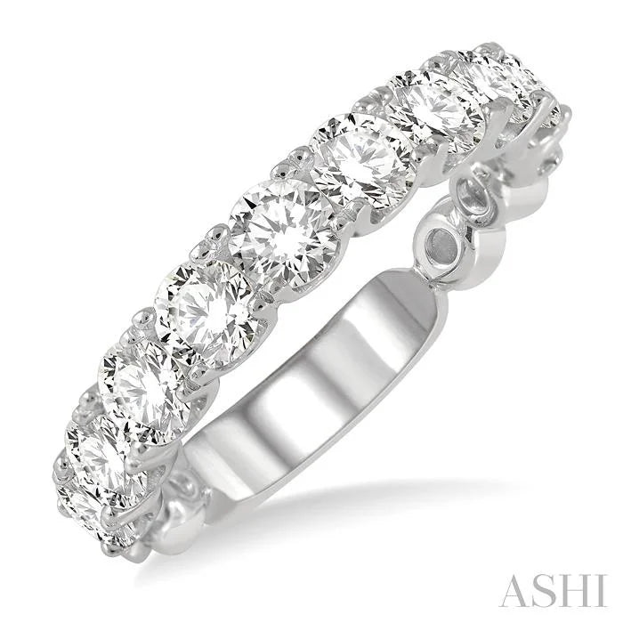 Diamond Wedding Band