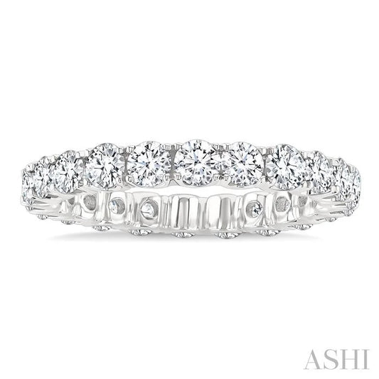 Round Shape Eternity Diamond Wedding Band