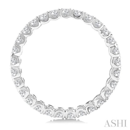 Round Shape Eternity Diamond Wedding Band