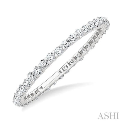 Round Shape Eternity Diamond Wedding Band