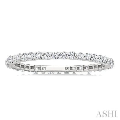 Round Shape Eternity Diamond Wedding Band