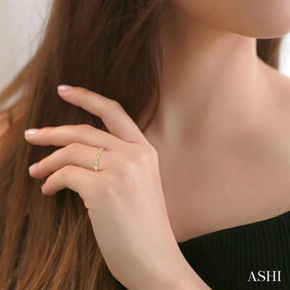 Stackable Clover Diamond Fashion Band