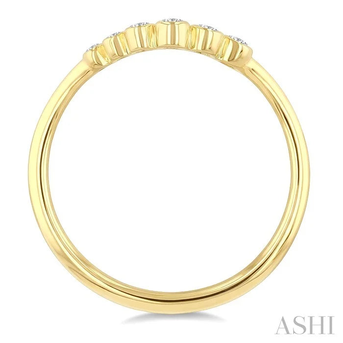 Graduated Wave Bezel Diamond Stackable Fashion Ring