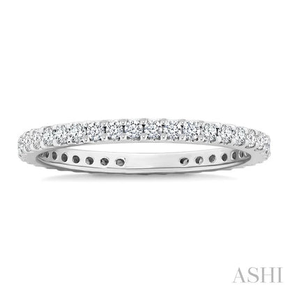 Round Shape Eternity Diamond Wedding Band