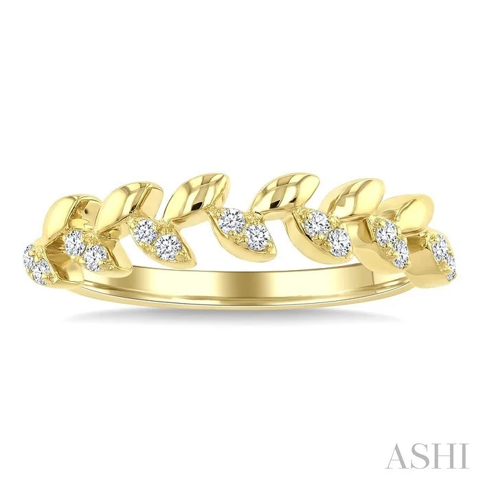 Stackable Leaf Diamond Fashion Band