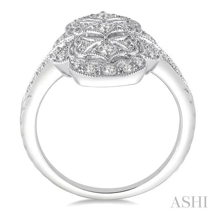 Floral Lattice Diamond Fashion Ring