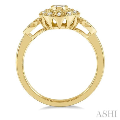 Round Shape Diamond Fashion Ring