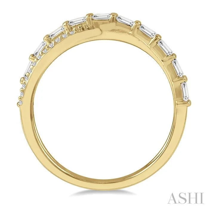 Criss Cross Baguette Diamond Fashion Ring