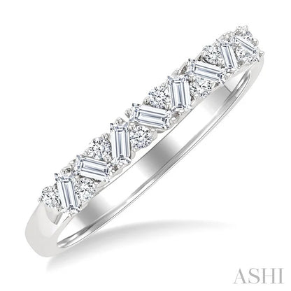 Scatter Zig-Zag Baguette Diamond Fashion Band