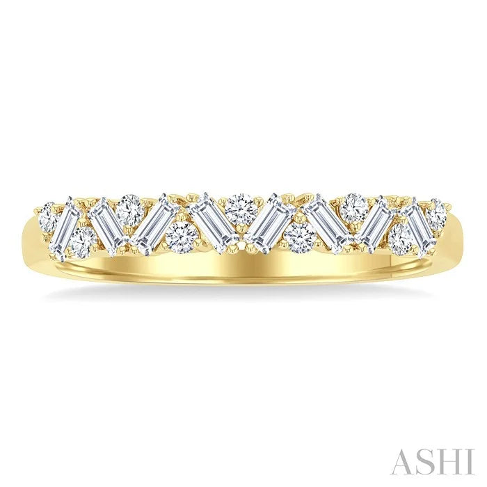 Scatter Zig-Zag Baguette Diamond Fashion Band
