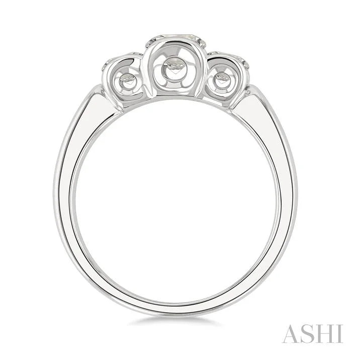 3 Stone Diamond Fashion Ring