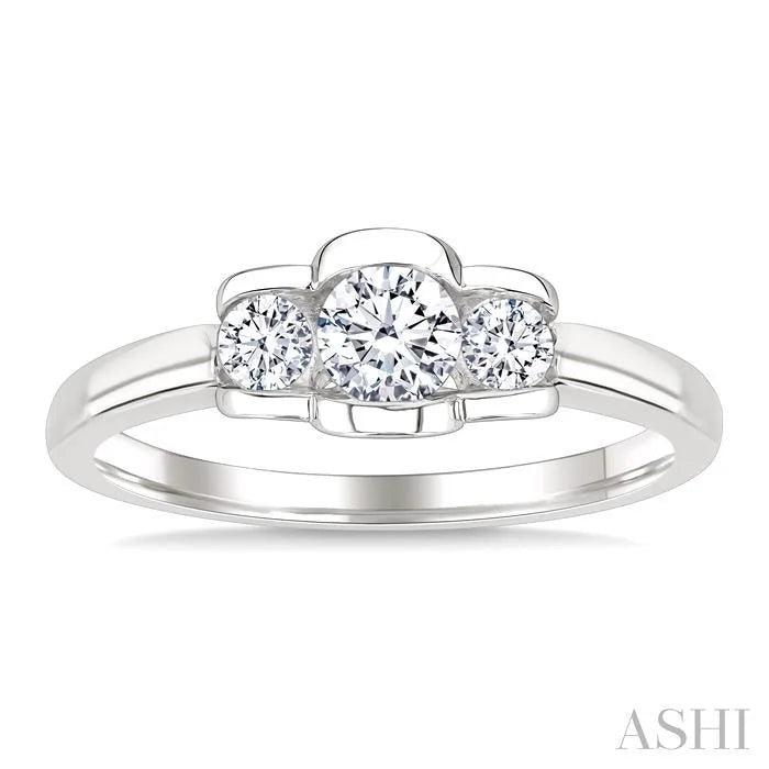 3 Stone Diamond Fashion Ring