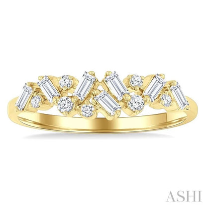 Stackable Scatter Baguette Diamond Fashion Band