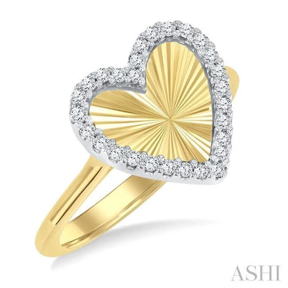 Heart Shape Fluted Diamond Fashion Ring